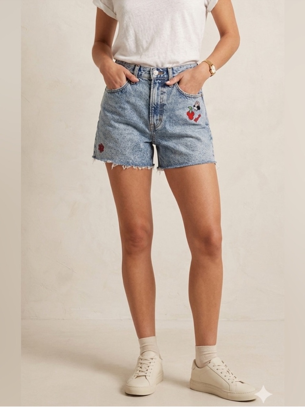 Old Navy x Disney Minnie Mouse OG Straight High-Rise Denim Shorts NWT sz 10